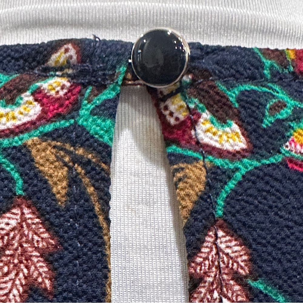 Haute Monde Floral Ruffle Cold Shoulder Blouse Crepe Bold Colors Navy Blue - Picture 6 of 11